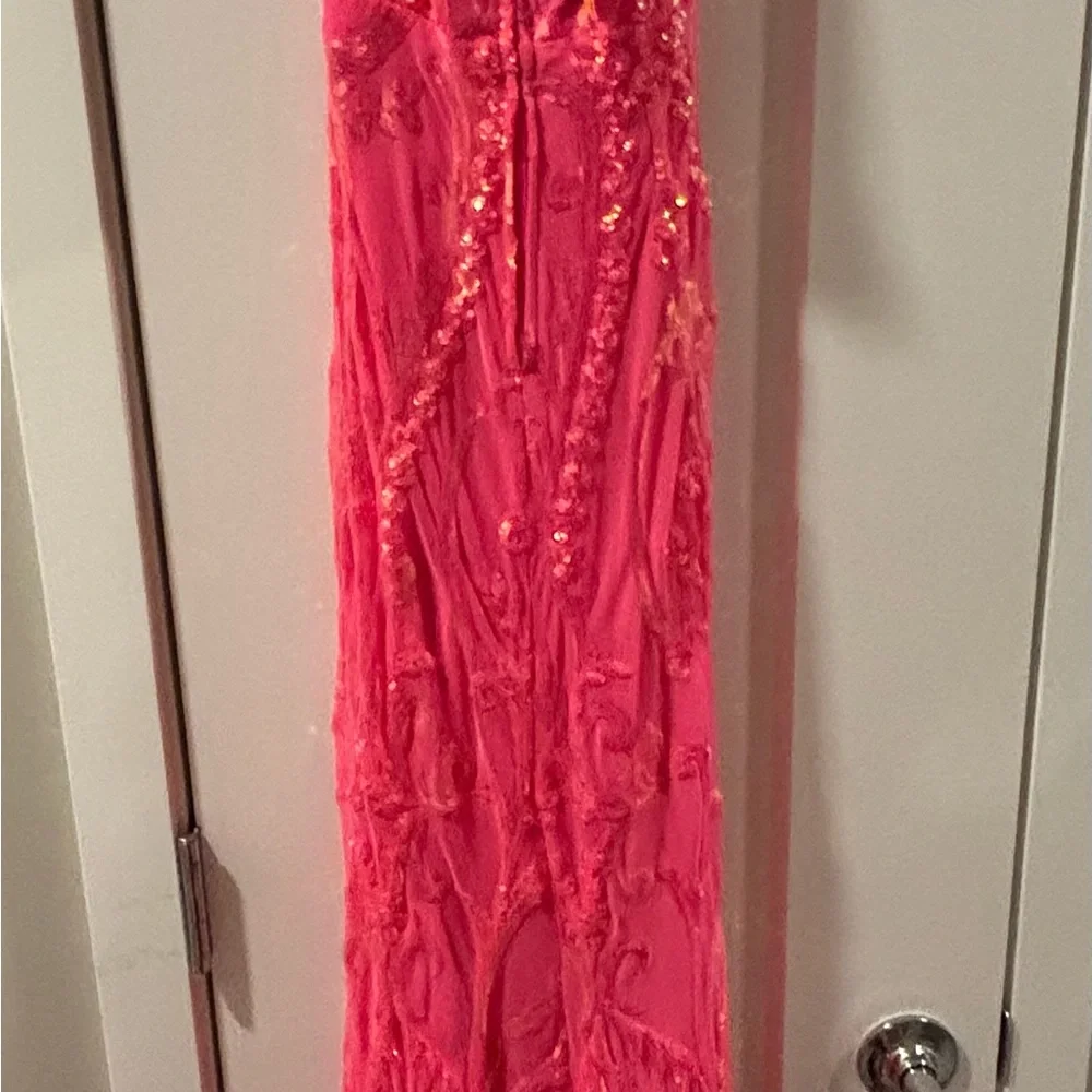 Vibrant Pink Halter prom Dress size 1/2 - Picture 3 of 6